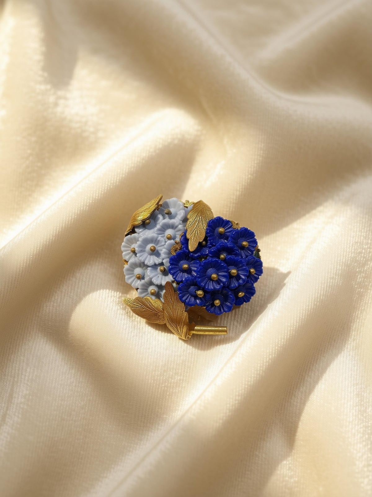 Hydrangea Brooch