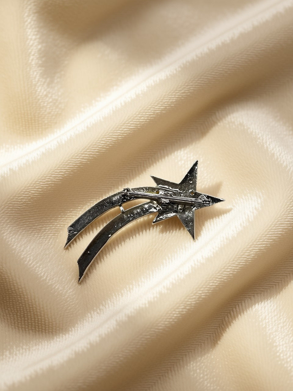 Shooting Star Brooch