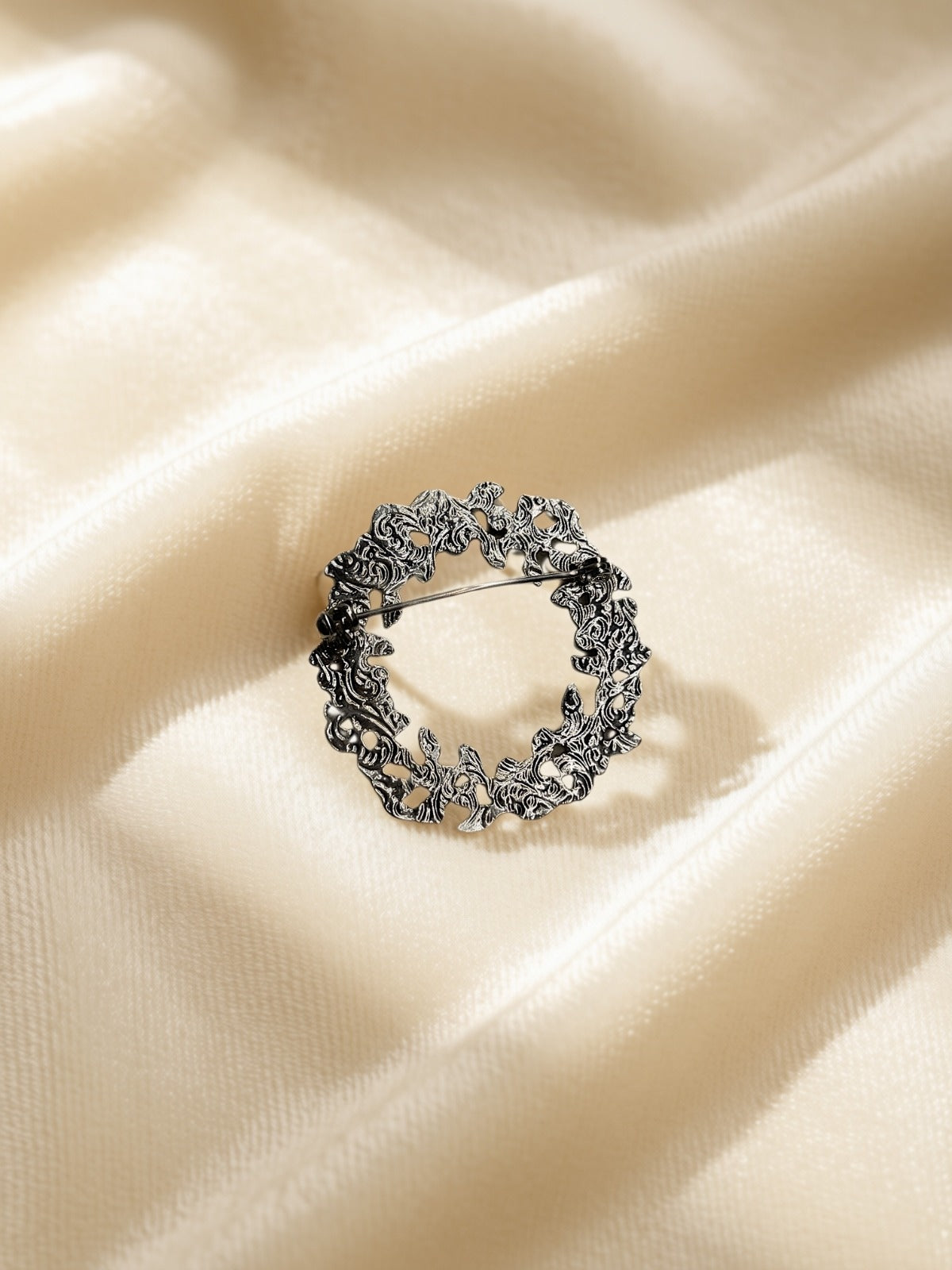 Wreath Brooch
