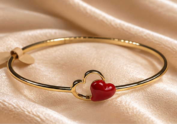 Gold Heart Charm Bangle